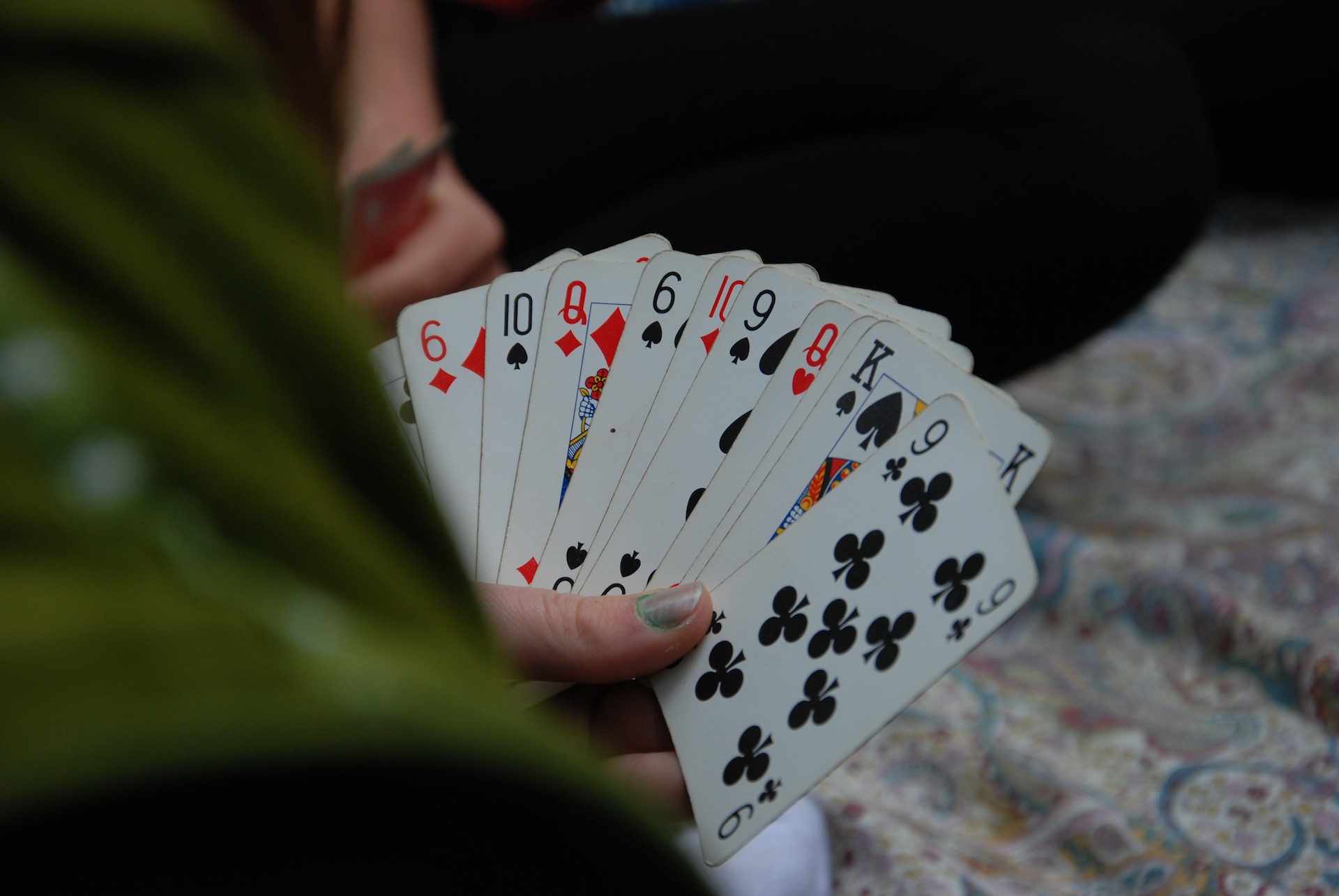 Spela Poker Som En Proffs: De Bästa Tipsen Och Tricksen
