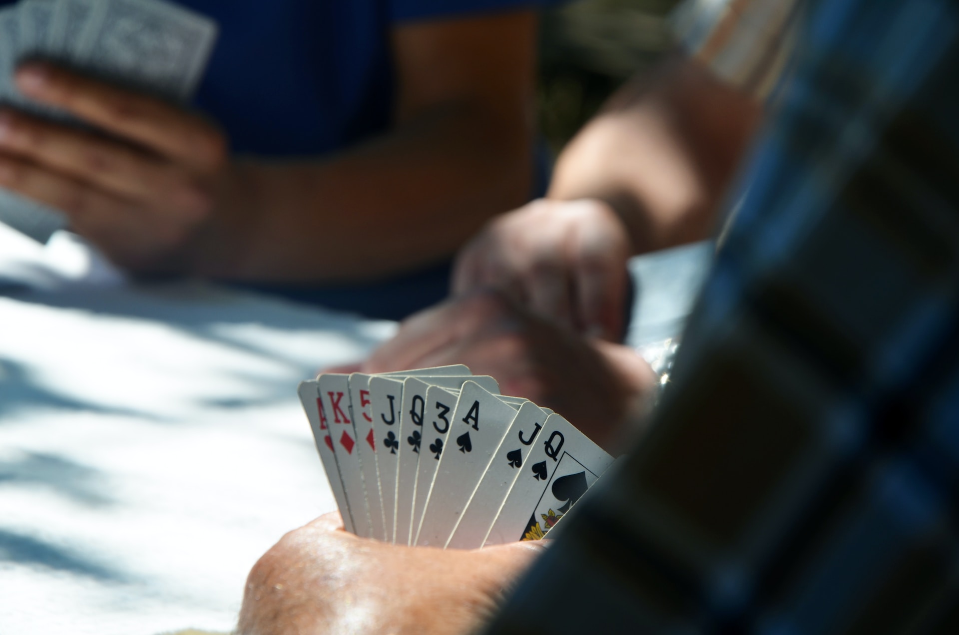Hävstångseffekt i Poker: Så Kan Du Öka Dina Vinster